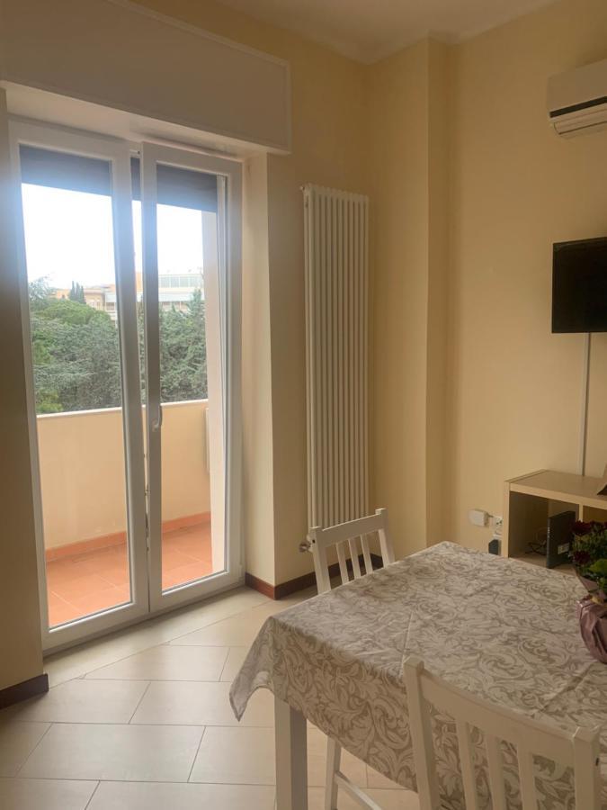 Residenza Giovanni Paolo Secondo- Casa Sull'Albero Μπάρι Εξωτερικό φωτογραφία
