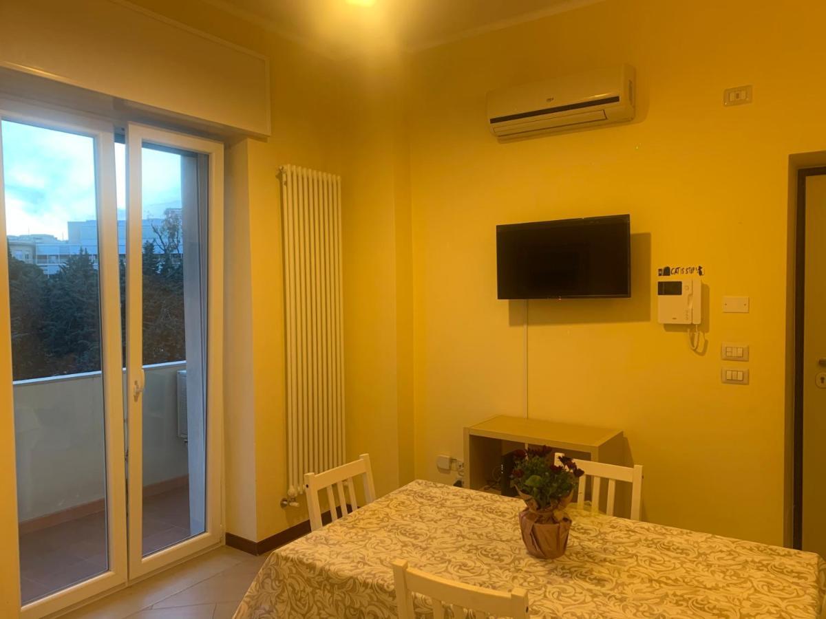 Residenza Giovanni Paolo Secondo- Casa Sull'Albero Μπάρι Εξωτερικό φωτογραφία