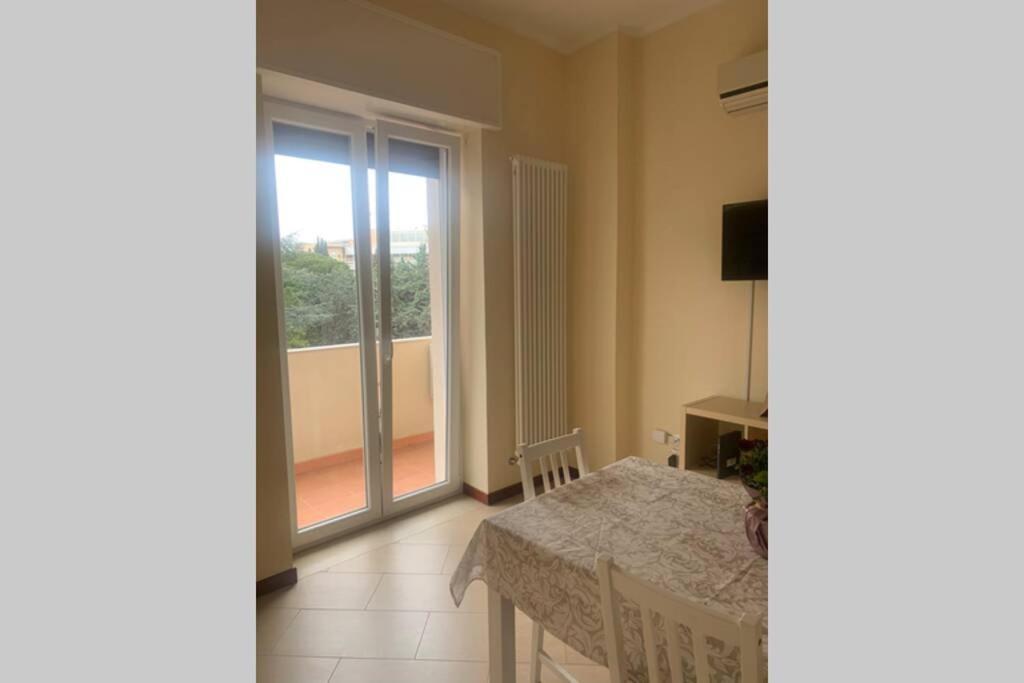 Residenza Giovanni Paolo Secondo- Casa Sull'Albero Μπάρι Εξωτερικό φωτογραφία