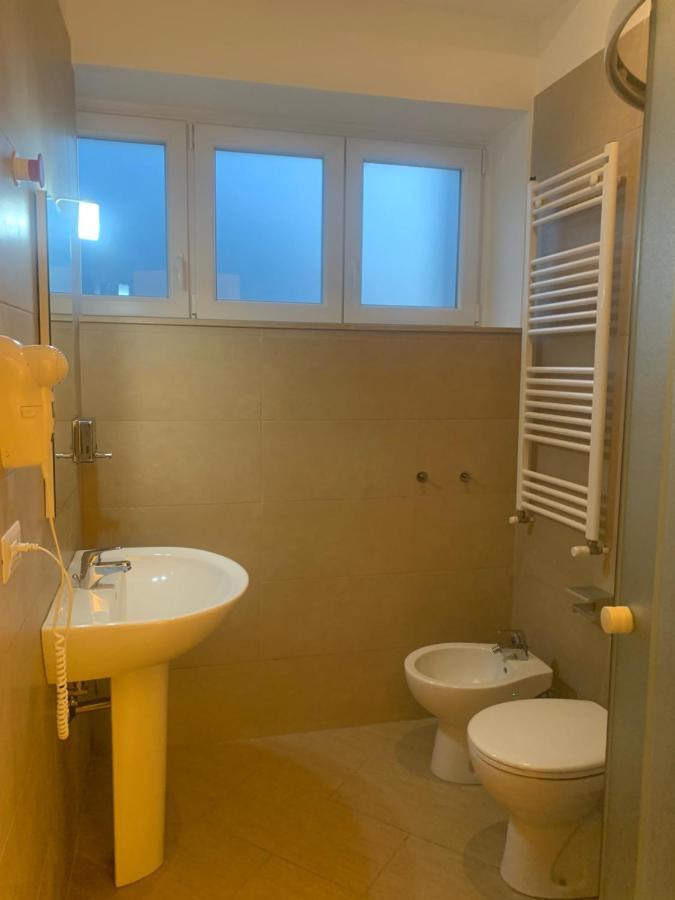 Residenza Giovanni Paolo Secondo- Casa Sull'Albero Μπάρι Εξωτερικό φωτογραφία